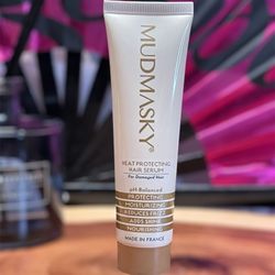 Mudmusky Heat Protecting Hair Serum 