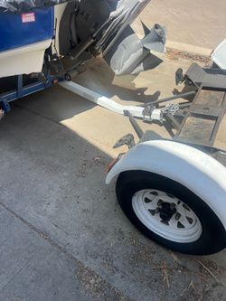 Tow dolly