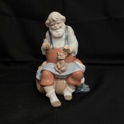 Lladro Santa’s Magic Touch Figurine