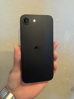 iPhone 16e *Good Condition* 128gb Unlocked