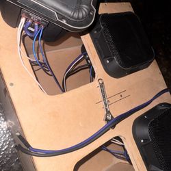 Kicker L7Q Quad box