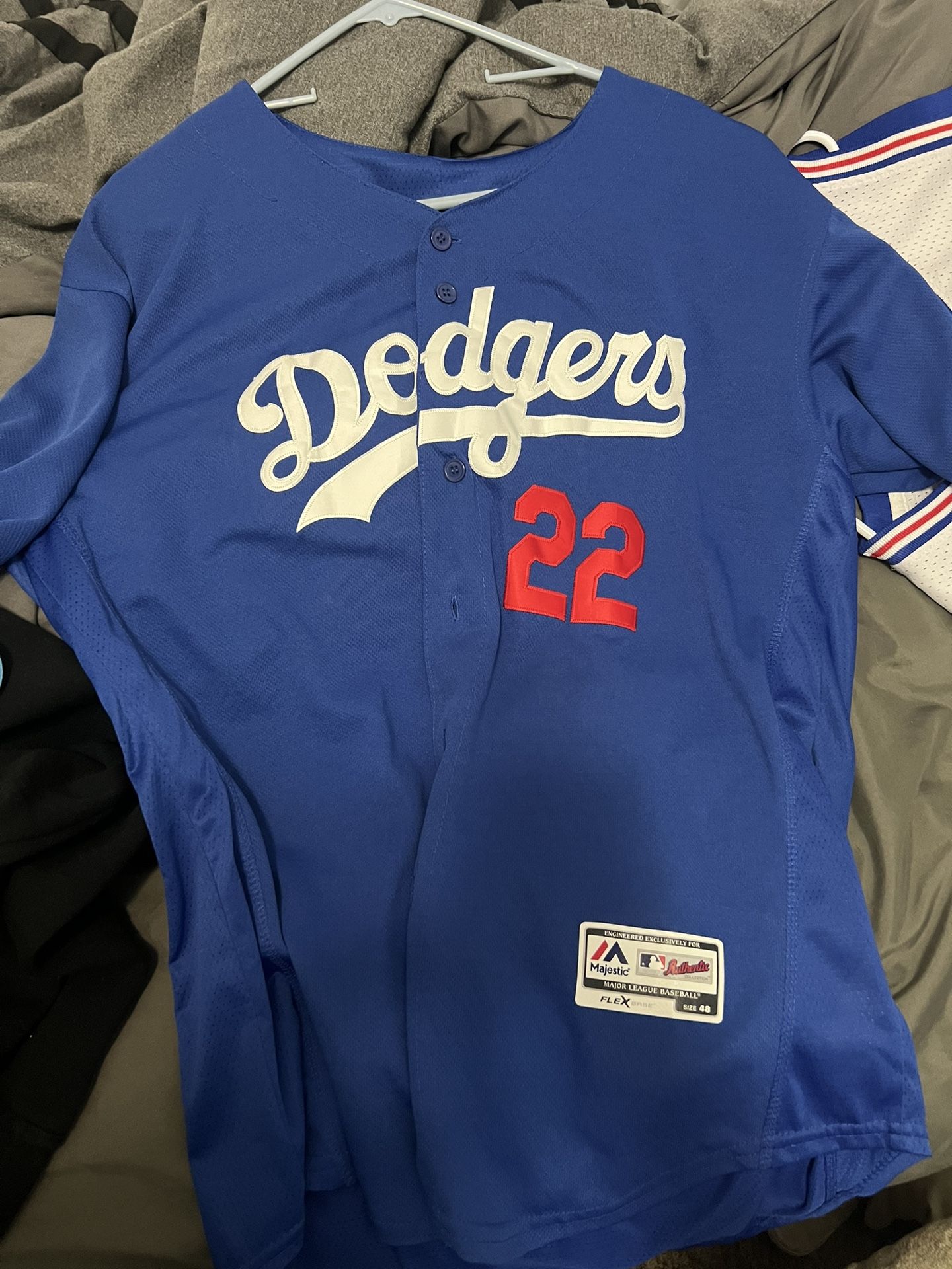 Clayton Kershaw Jersey for Sale in Bakersfield, CA OfferUp