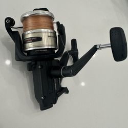 Shimano Baitrunner 4500B Fishing Reel