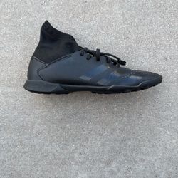 Adidas Predator Accuracy.3 Laceless Turf Soccer Shoes (Core Black)