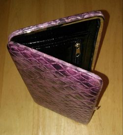 Nice Ladies Fuscia 🐊 Wallet