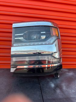 2016-2018 CHEVY SILVERADO 1500 Left LH (Headlight) Chrome Bezel LED Opt T4L LED Oem