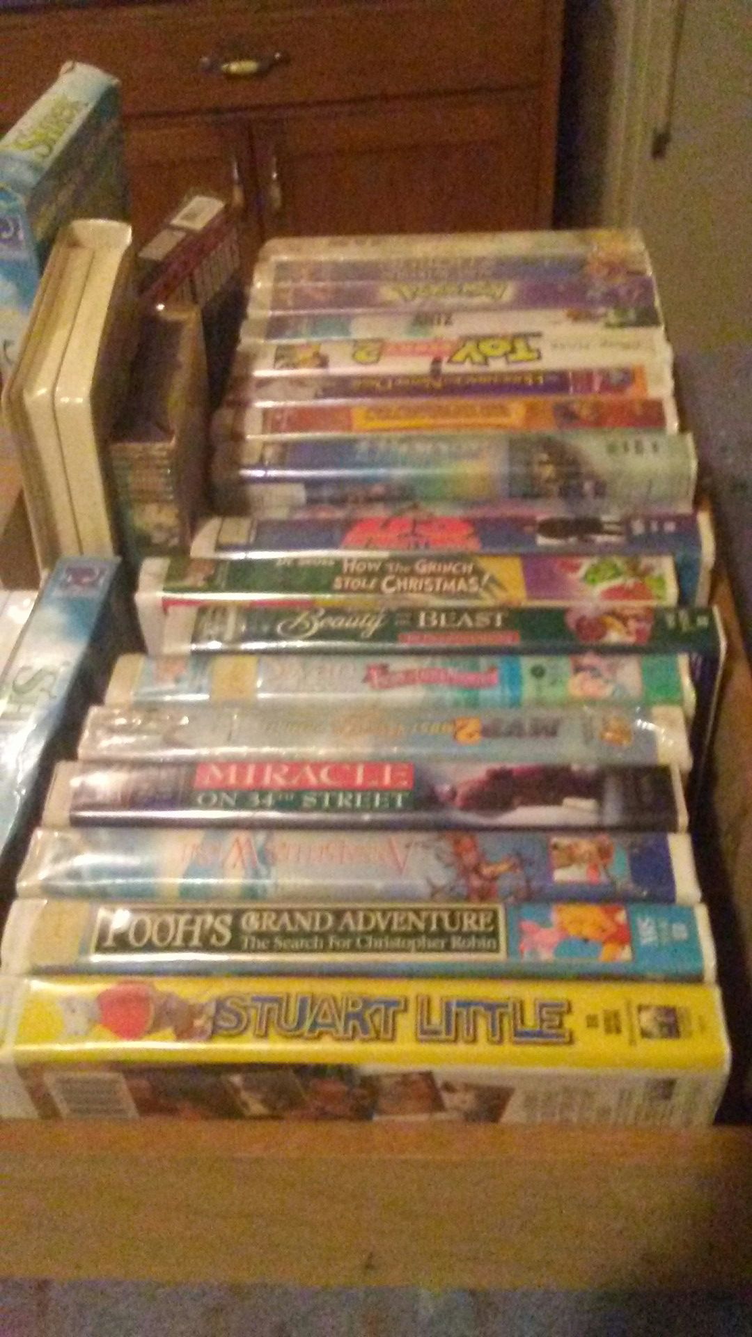 24 VCR MOVIES