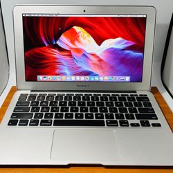 Apple Macbook 11” 2011 4GB 128GB -Fair Condition Fully Functional