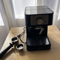 Espresso Machine- De’Longhi 