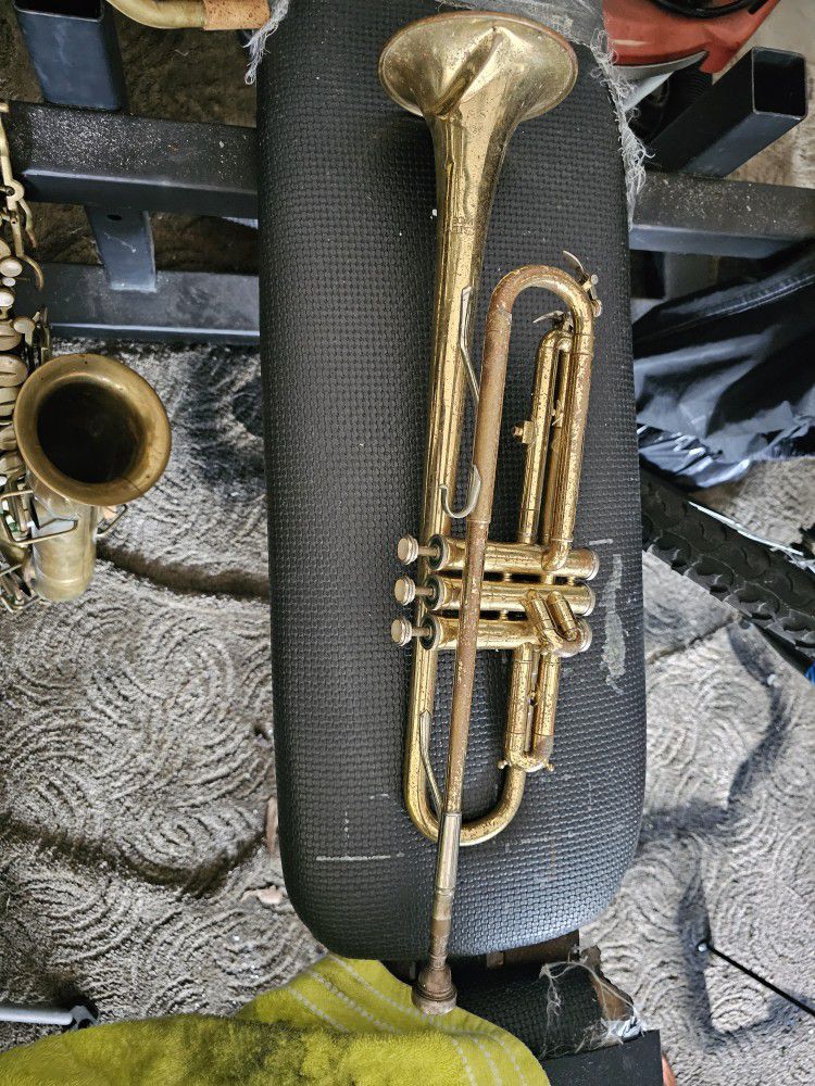 Trumpet And Saxophone 
