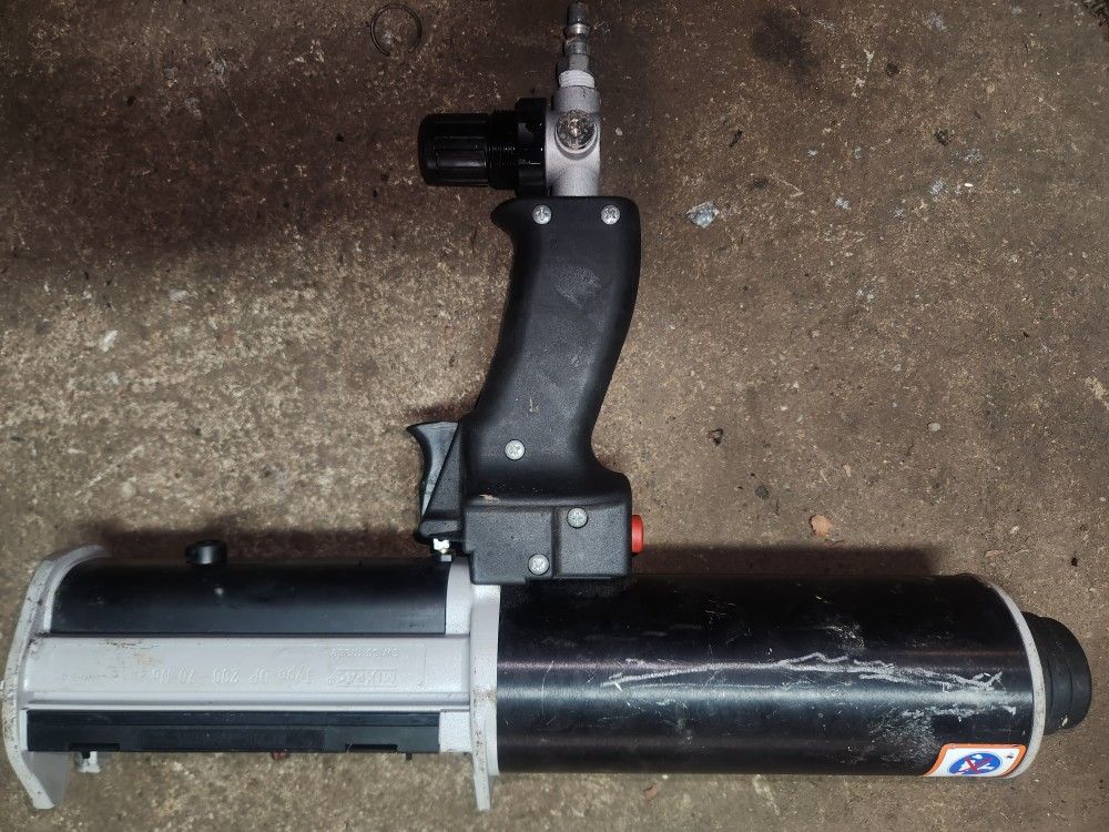 air cartridge dispenser