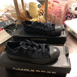 Shoes Converse Size 2 