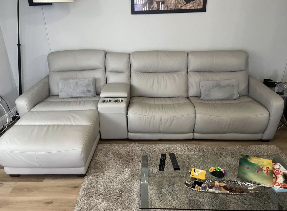 Cindy Crawford Couch Recliners