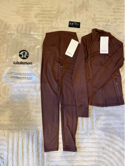 Lululemon women’s gym set size 2