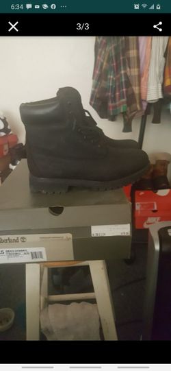 Timberland 6inch black sz.8.5 great cond. $100