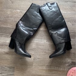 Cow Girl Boots Size 4 