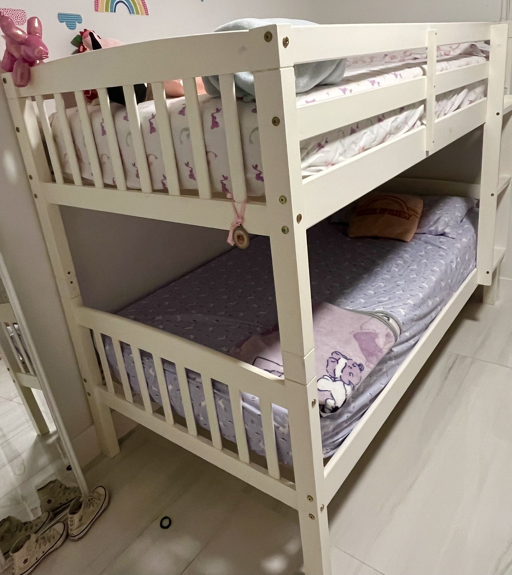 Bunk Bed 