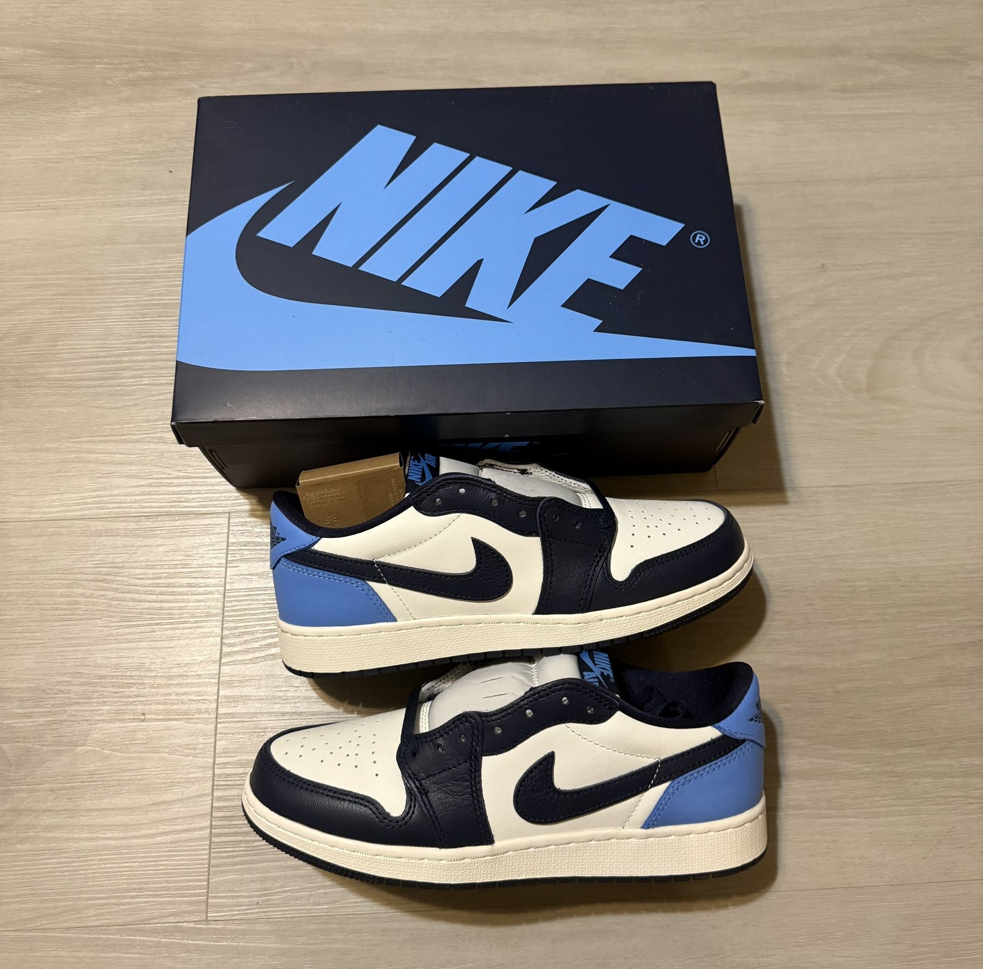 Jordan 1 Low OG Obsidian UNC Size 6.5Y / 8 Womens
