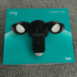Ring Floodlight Cam Plus