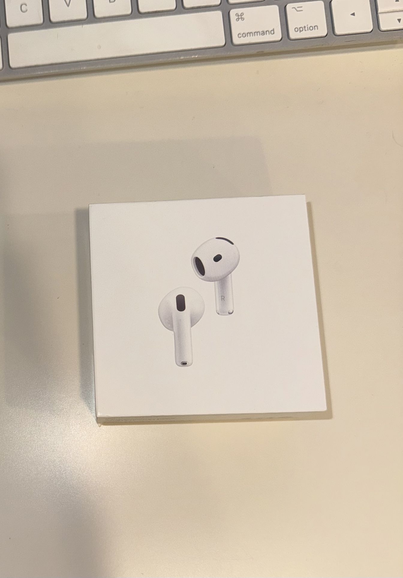 Apple AirPods 4 with Active Noise Cancellation
