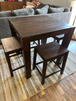 Costco - Pike & Main Gibson 5 Piece Dining Set