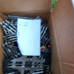 Vintage LIONEL TRAIN, With Motor And Locomotive 