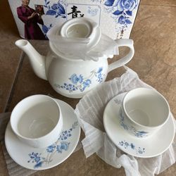 Ceramic Couple Teapots With Cups Set Of 6 Pieces .Teapots Sets 