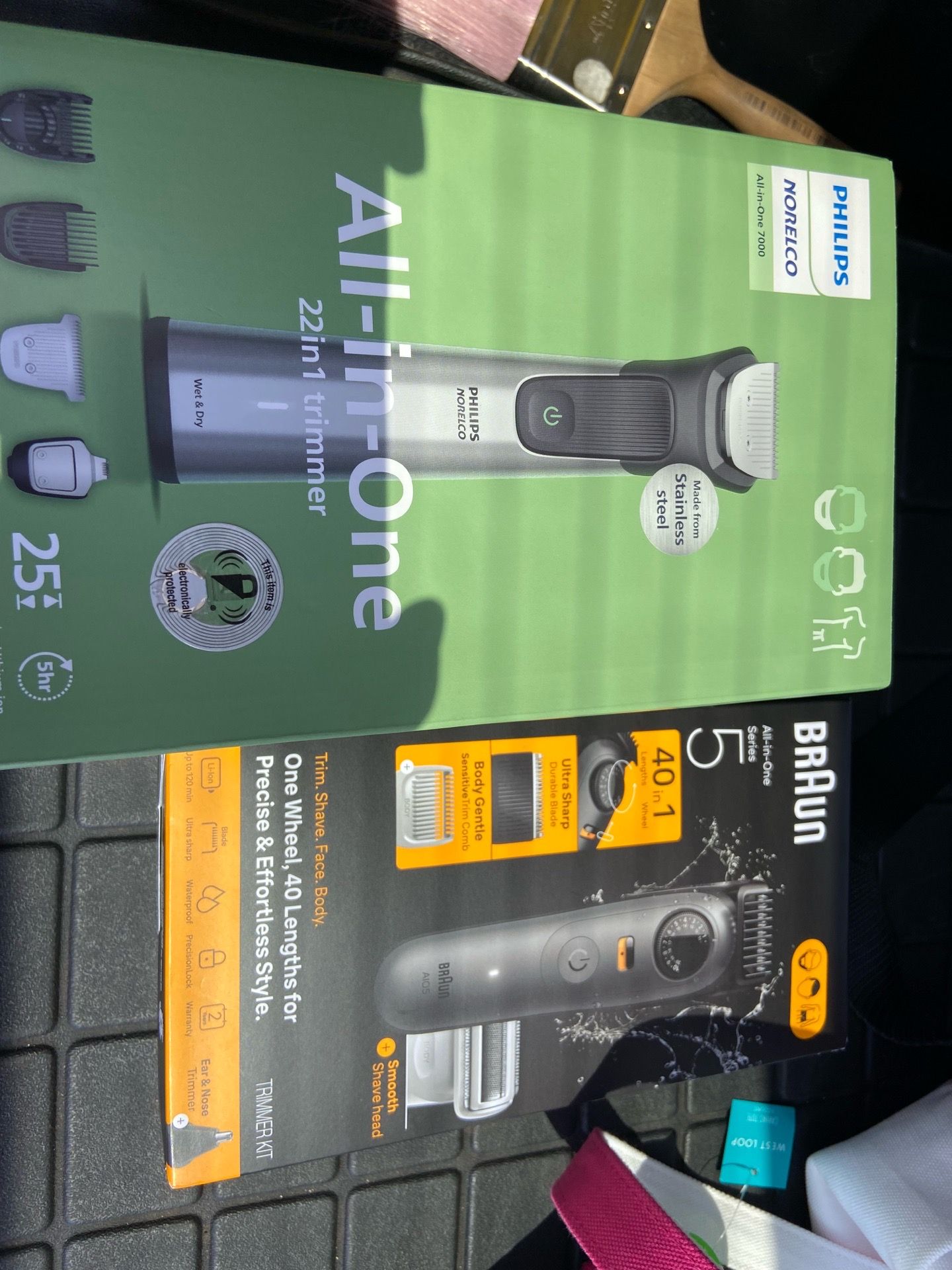 Philips Norelco All-In-One 7000 Series 22-Piece Trimmer - Electric Shaver and Clipper For Face, Beard, Hair & Body, Self-Sharpening Full Metal Blades