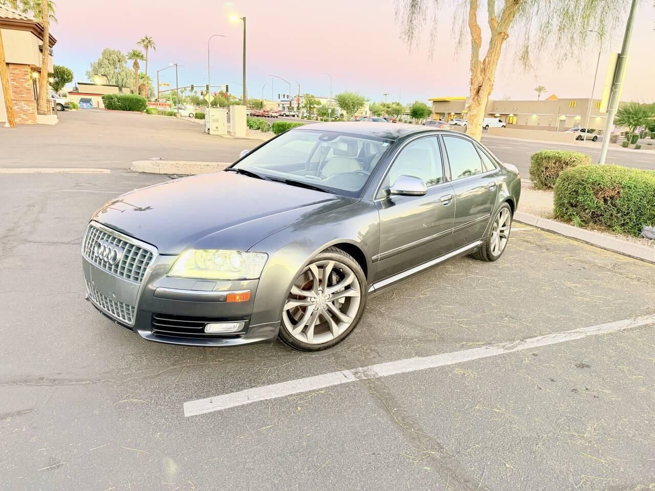2008 Audi S8