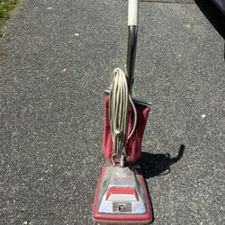 Sanitaire Commercial Vaccuum 