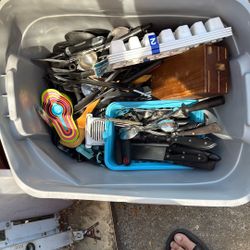 Kitchen Utensils Random Tub 