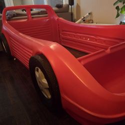 Twin Car Bed