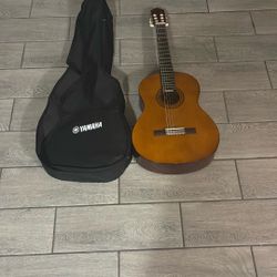 Yamaha Guitar 