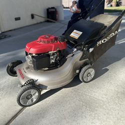 Honda Smart drive Lawn Mower