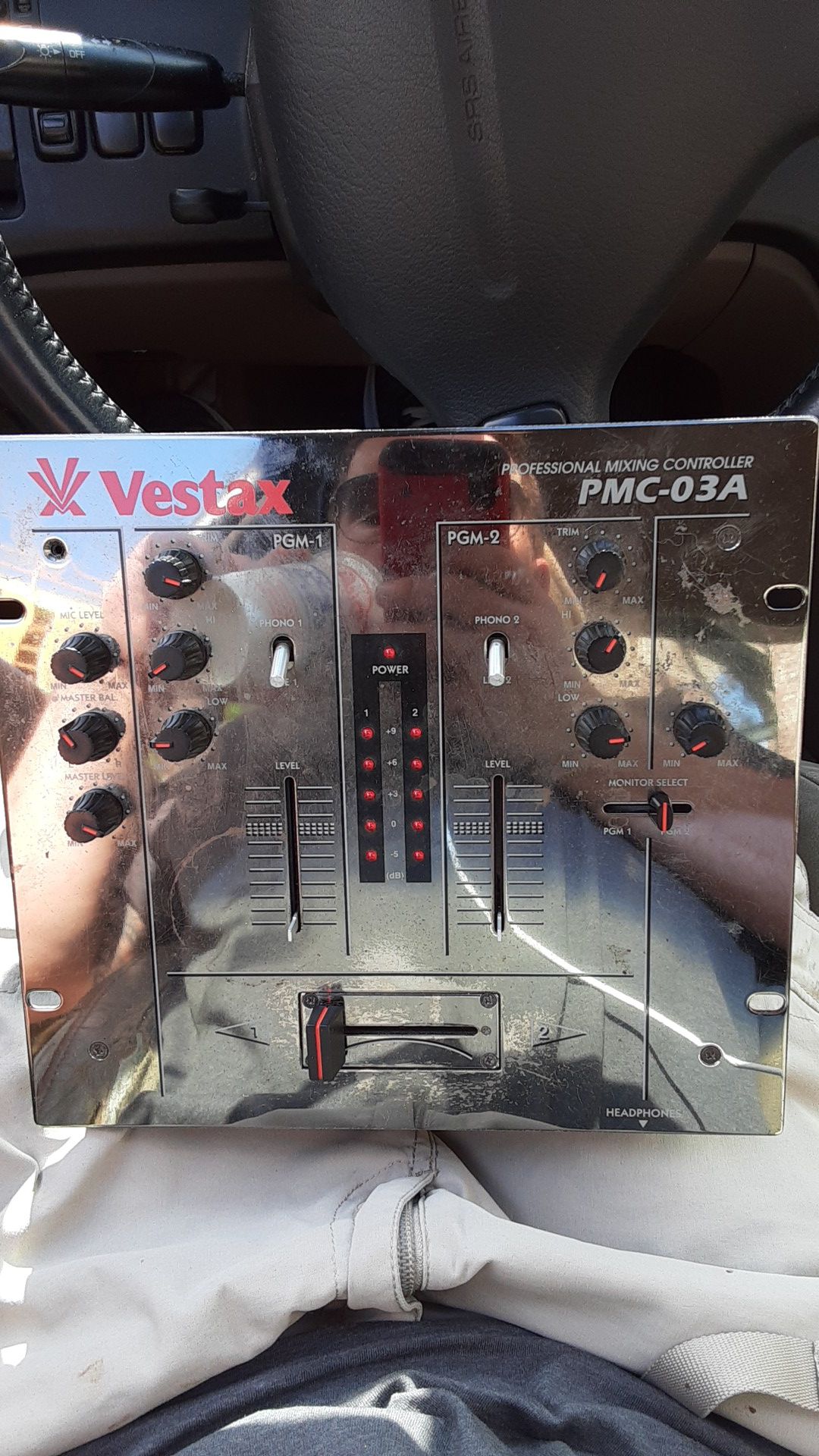 Vestax mixing controller