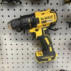 Dewalt 20V MAX BRUSHLESS CORDLESS COMPACT DRILL