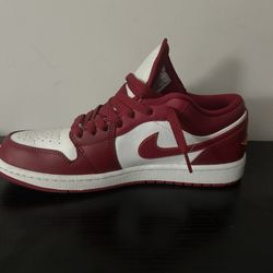 Jordan 1 low cardinal red 