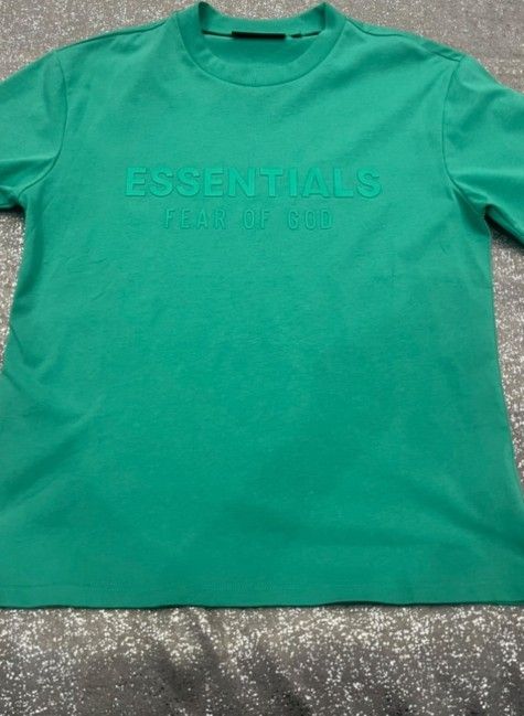 ESSENTIALS FEAR OF GOD