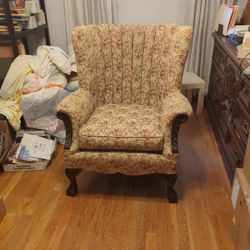 Colonial Wing Back Chair 