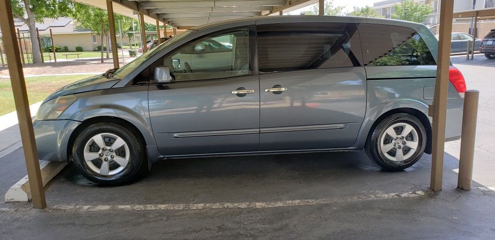 2008 Nissan Quest