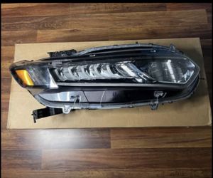 Accord RH Headlight 18-22 OEM
