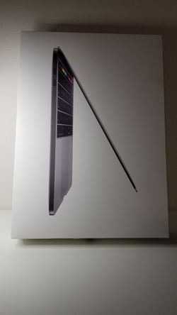MacBook 13 notebook *** BOX ONLY ***