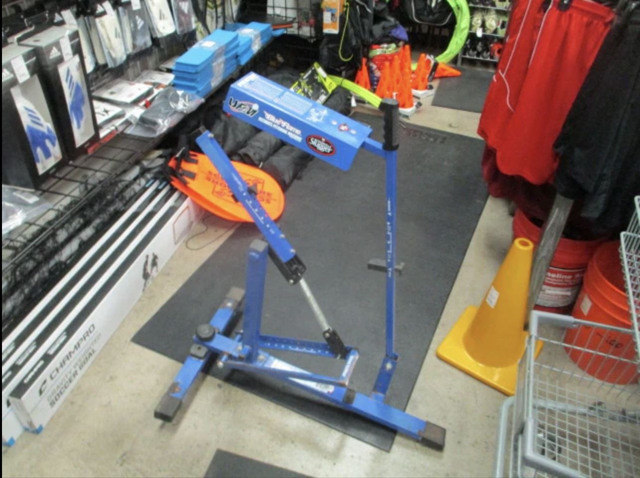 Used Louisville Slugger Blue Flame Ultimate Pitching Machine ( Read The Description)