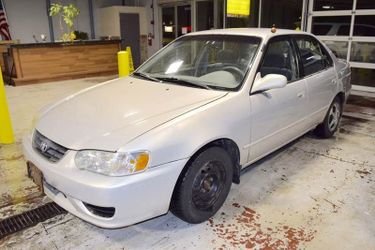 2002 Toyota Corolla LE 4dr Sedan
