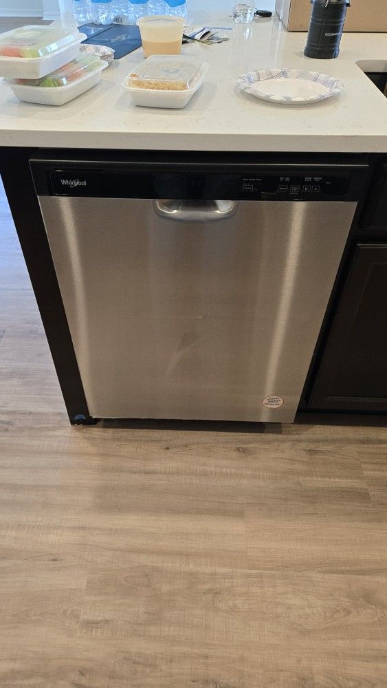 Whirlpool 24 Inch Dishwasher