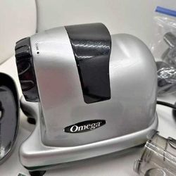 brother hotel Omega Juicer - Fresh Juice Every Single Morning