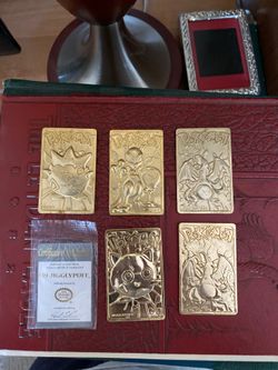 GOLD POKEMON CARDS 1999 5 CARDS