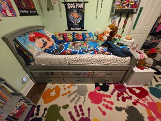 Twin bed with dresser 6 piece