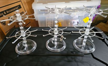 Keychain holder
