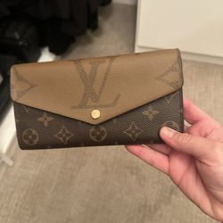 Beautiful Sarah LV Wallet Authentic 